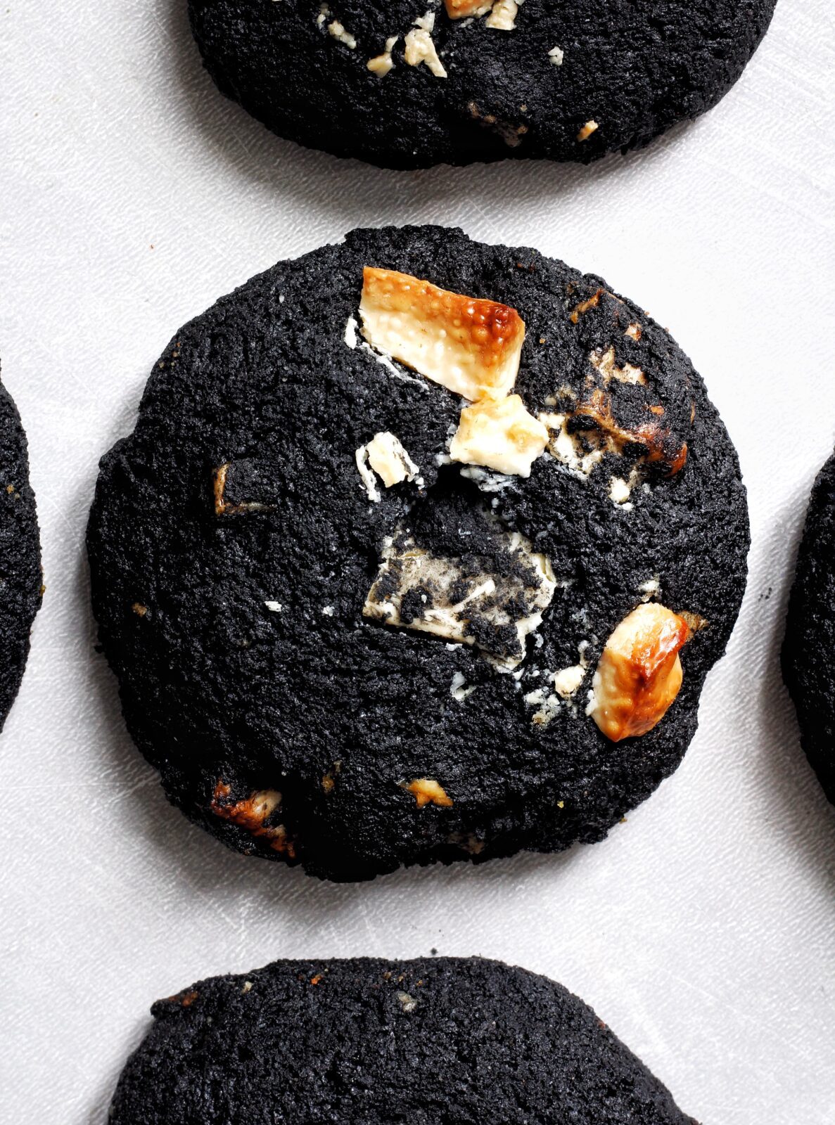 .rezept-card { padding: 20px; border-radius: 12px; background: #fff; box-shadow: 0 2px 6px rgba(0,0,0,0.1); } Charcoal Cookies